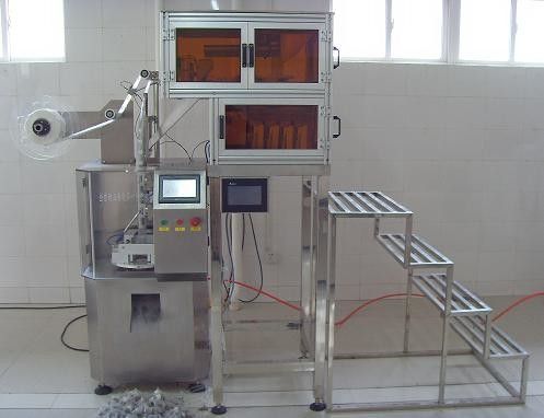 ナイロン三角形のティー バッグの充填機2.2KW厚さ0.04-0.06 Mmのフィルム